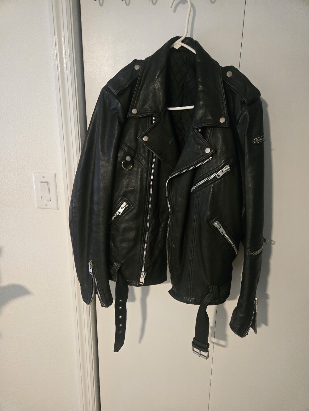 Vintage 80's Mens Black Leather Biker Jacket with Zip Details